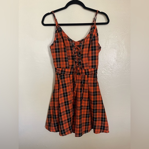 New Black & Orange Plaid Pleated Lace-Up Dress size small - Picture 2 of 5